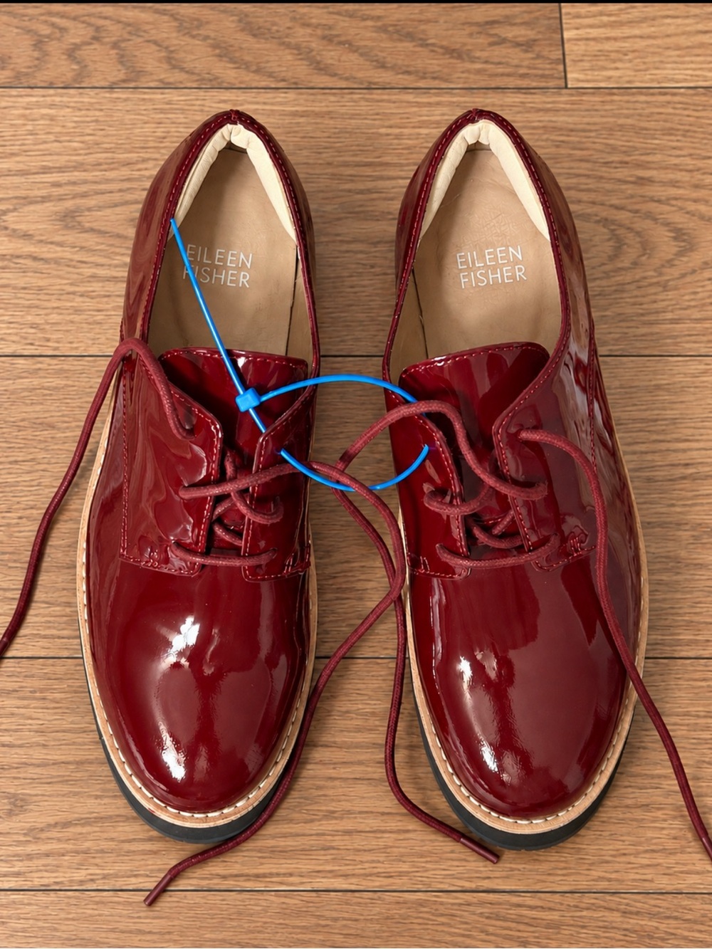 Eileen Fisher Bordeaux Patent Platform Oxford Loafers Size 5 NWOT burgundy - Picture 1 of 9